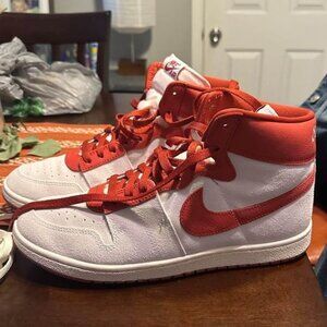 Jordan Air Ship PE Every Game (Dune Red)